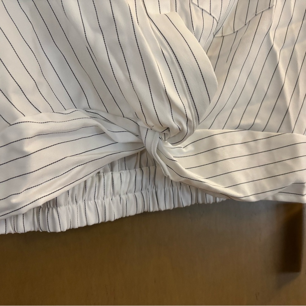 Cupshe White Pinstripe Short-Sleeve Twist-Front Shirt - Picture 5 of 8